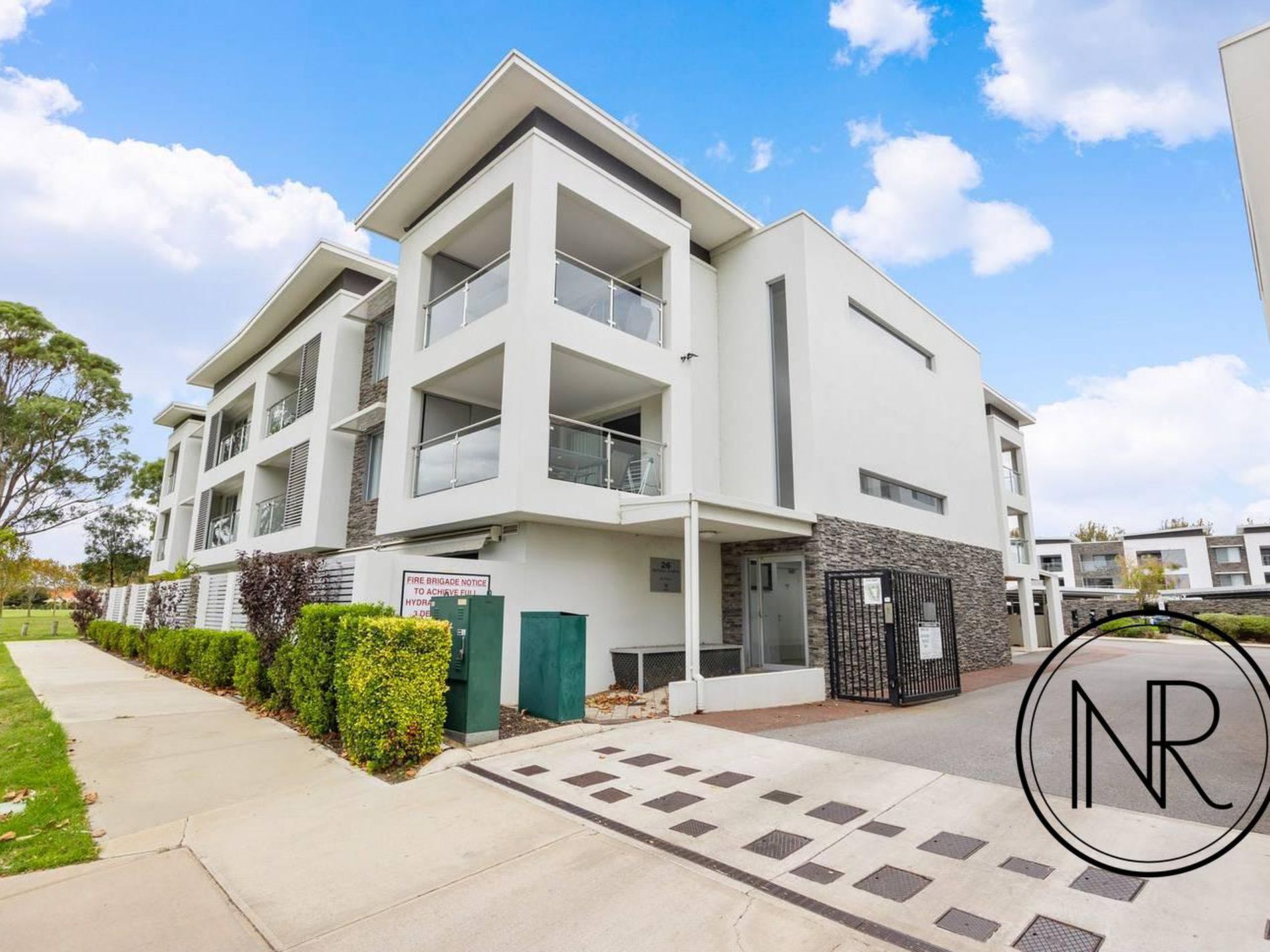 17 / 18 Westralia Gardens, Rockingham
