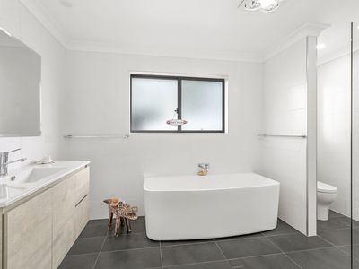 17 Timbertop Avenue, Forster