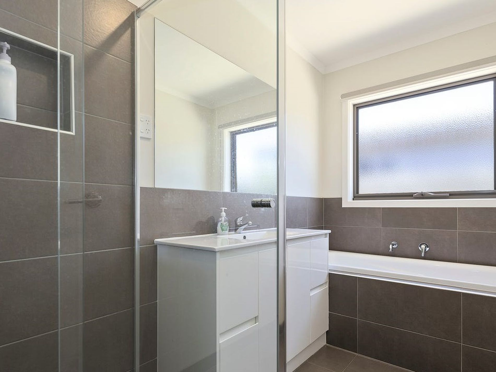 1 / 34 Roma Street, Bell Park