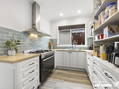 780 Beechwood Road, Beechwood