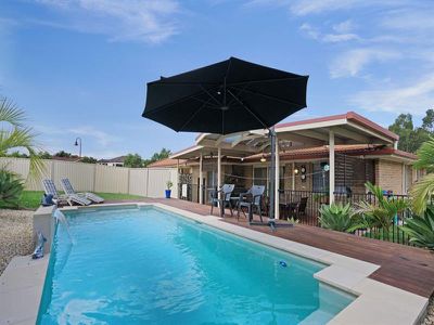 2 Flame Tree Cl, Hamlyn Terrace