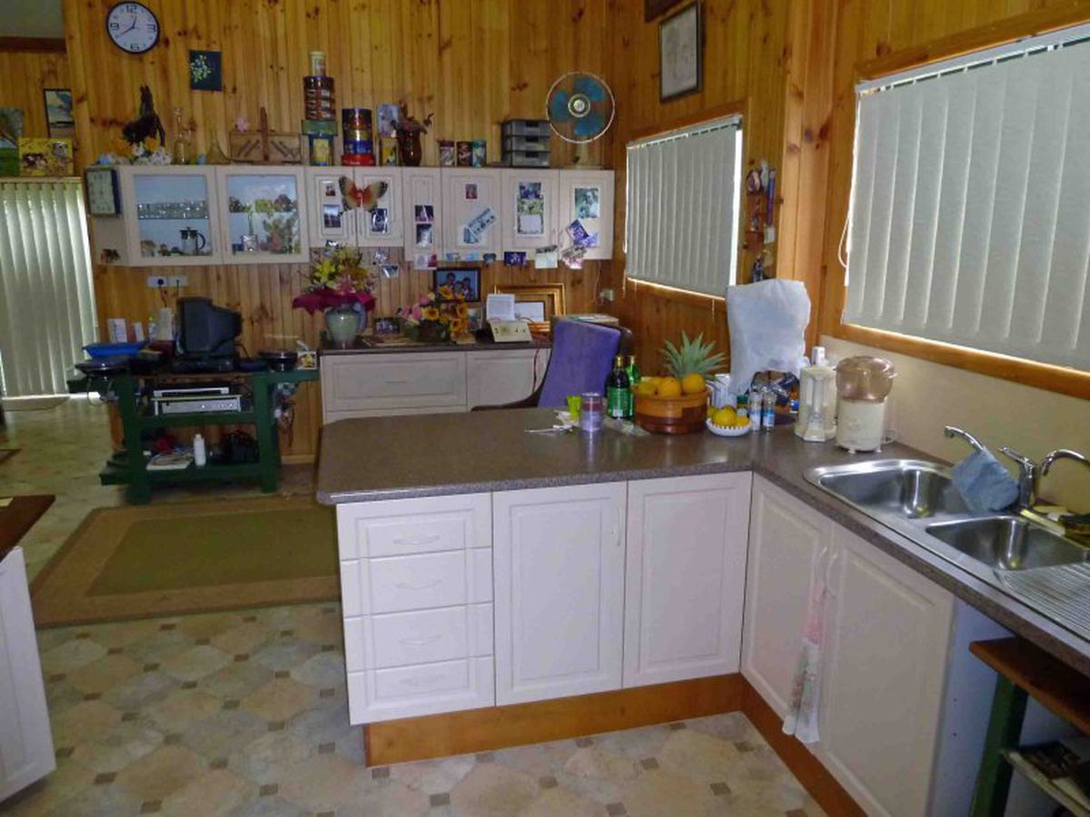 201 Deep Creek Road, Atherton