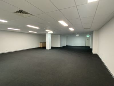 101 / 13 Barnes Place, Werribee
