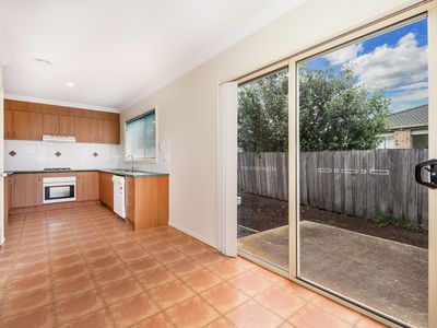 33 Harkaway Avenue, Hoppers Crossing