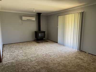 65 Millers Lookout Road, Parkes