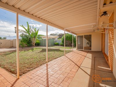 32 Sovereign Street, Dubbo