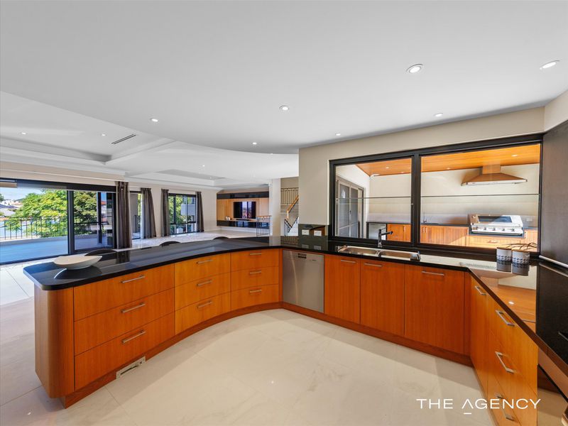 5 Sumich Gardens, Coogee