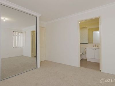 5 / 6 Braewood Court, Nollamara