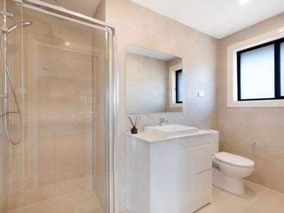 12 Reuben Street, Grantham Farm