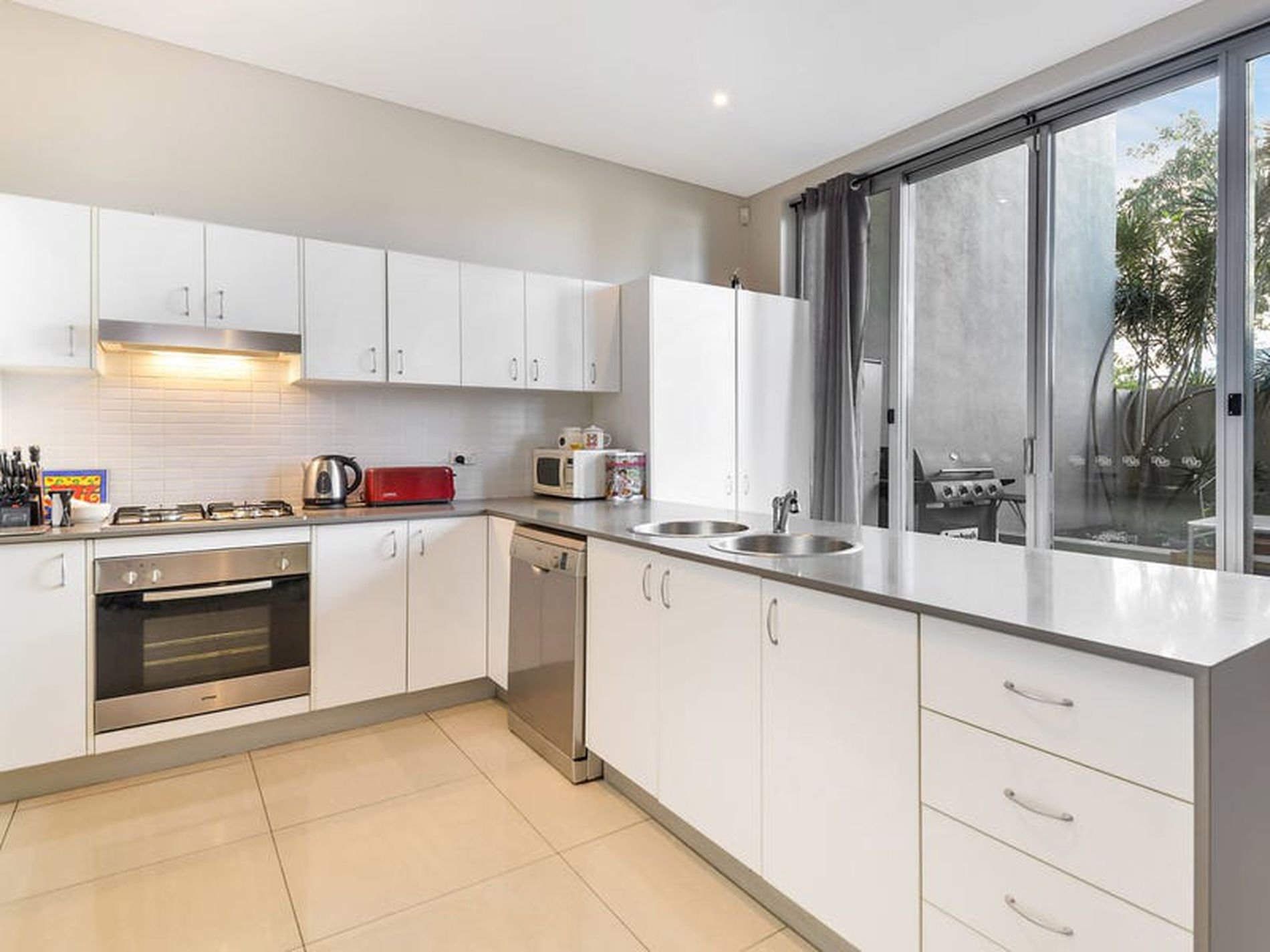 6 / 149 O'Riordan Street, Mascot
