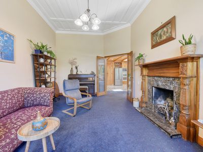 77 Whitby Road, Wakefield