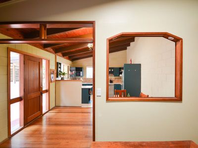 9 Surrey Road, Bellbird Park