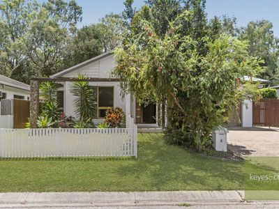 4 Haven Place, Douglas