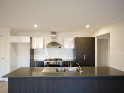 22 Goldfinch Street, Redbank Plains