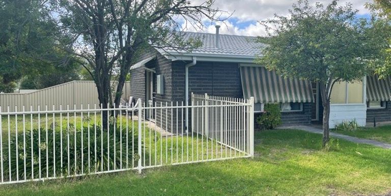 1 Burns Avenue, Euroa