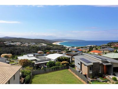 9 Bournda Circuit, Tura Beach