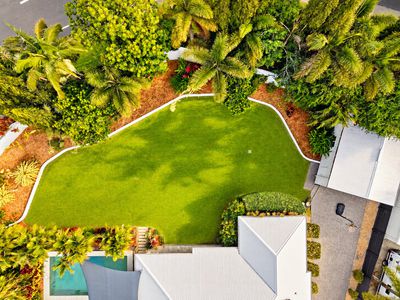 32 Iridescent Drive, Trinity Park