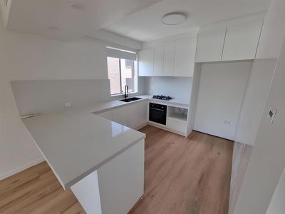 8 / 102A St Georges Crescent, Drummoyne