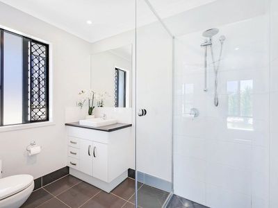 5 Benz Link, Upper Coomera