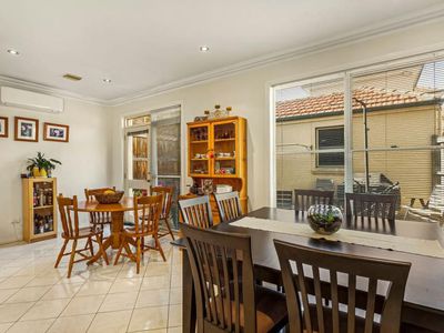 8/22 Fletcher Street, Essendon