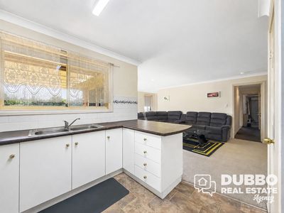 6 Gerber Place, Dubbo