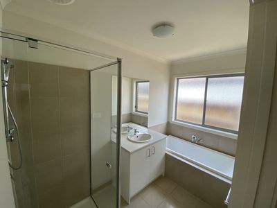 9 Arden Street, Point Cook