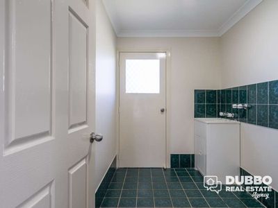 3 Swan Street, Dubbo