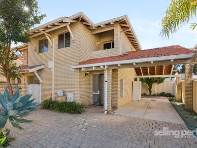 4 / 6 Mary Street, Como