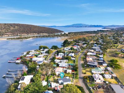 17 Erle Street, Carlton River