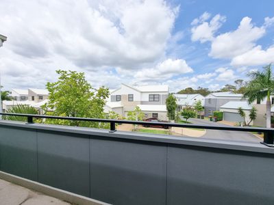 23 / 1 Michel Place, Telina