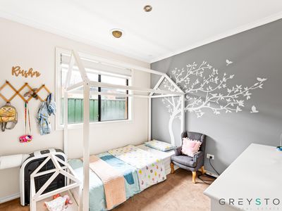 7 Woodbridge Place, Burnside