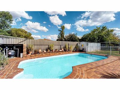 39 Murrayfield Drive, Dubbo