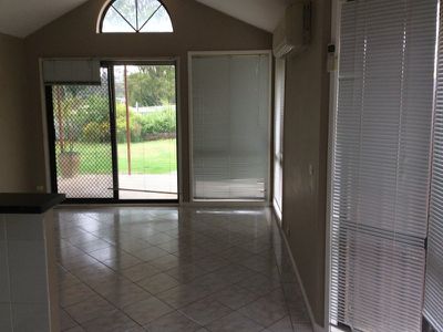 4 Hakea Place, Albion Park Rail