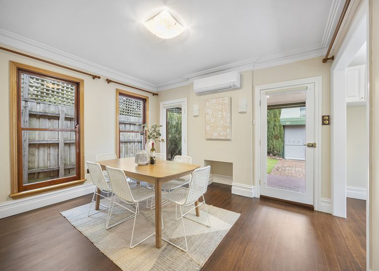 106 Barkers Road, Hawthorn
