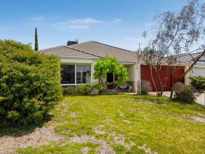 37 Millot Vista, Caversham