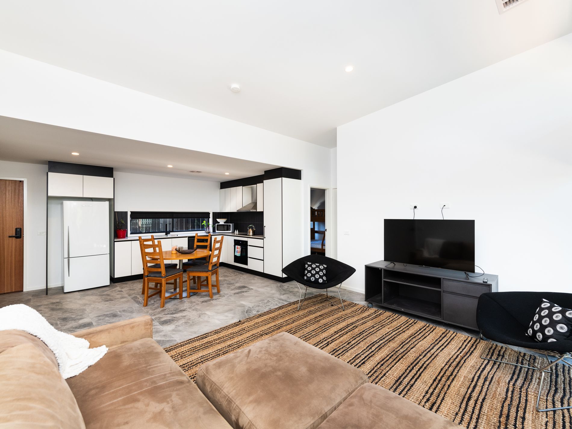 2 / 17 Renwick Street, Chifley