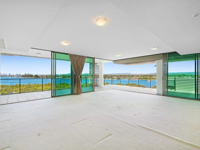 29605 / 2 Ephraim Island, Paradise Point