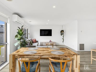 197 Wallara Waters Boulevard, Wallan