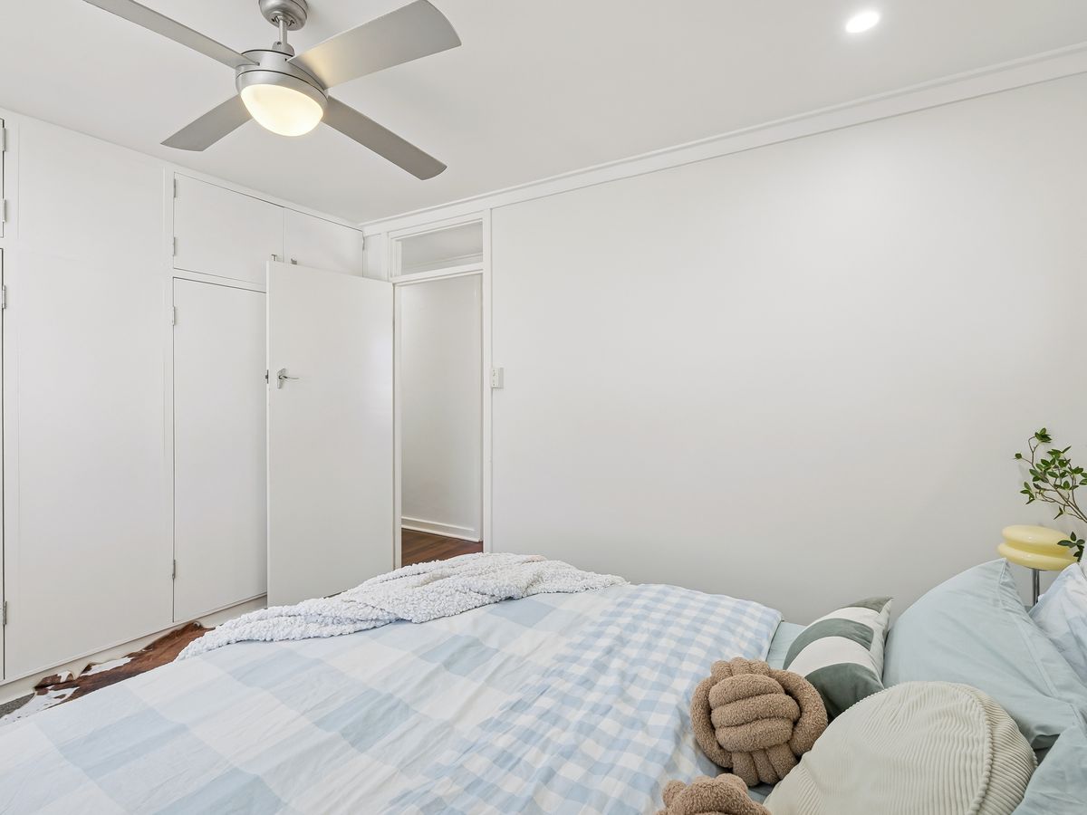 12 Drummond Street, Redcliffe