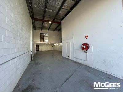 2 / 88 Logan Road, Woolloongabba
