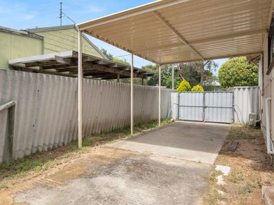 48 Cowcher Way East, Medina