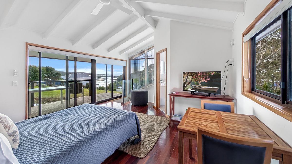 8A Noorooma Crescent, Narooma