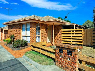 1 / 44 Robjant Street, Hampton Park