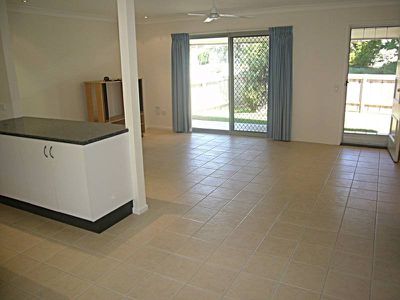 11 Milperra Road, Rochedale South