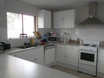 4 / 8 High Street, Horsham