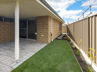 33 Cara Way, Wattle Grove