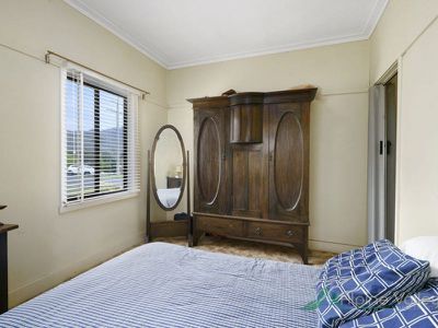 36 Lakeside Avenue, Mount Beauty