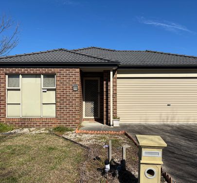 113 HENRY ROAD, Pakenham