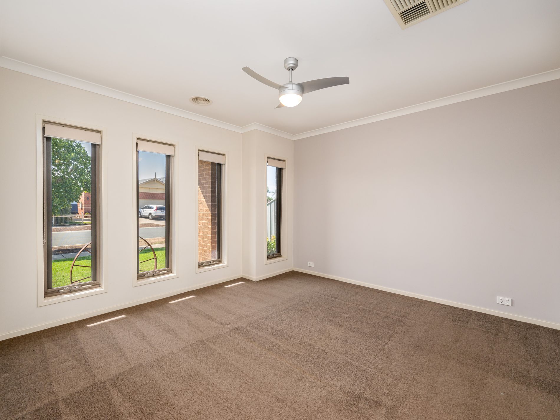 3 Killarney Crescent , Tatura