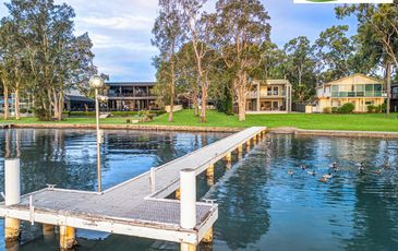 12 Gordon Avenue, Summerland Point